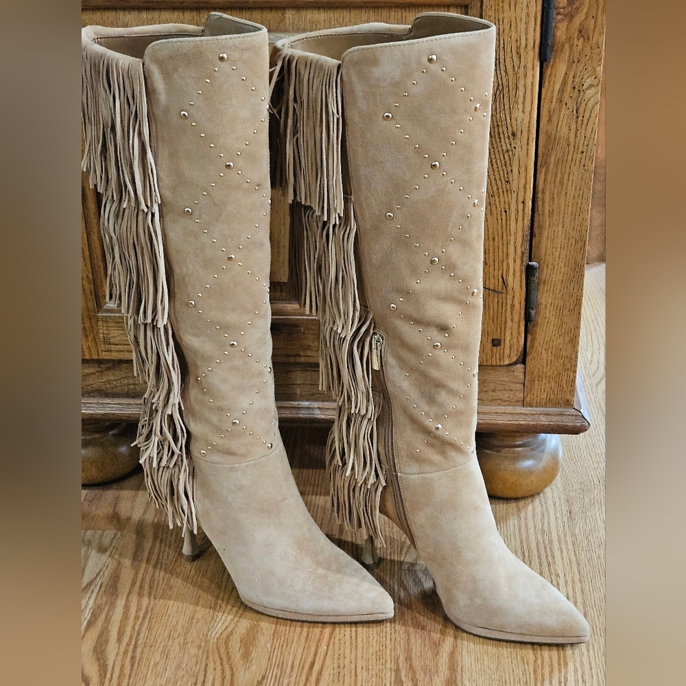 Vince Camuto NWOB Western Knee High Fringe Boot Size 8.5